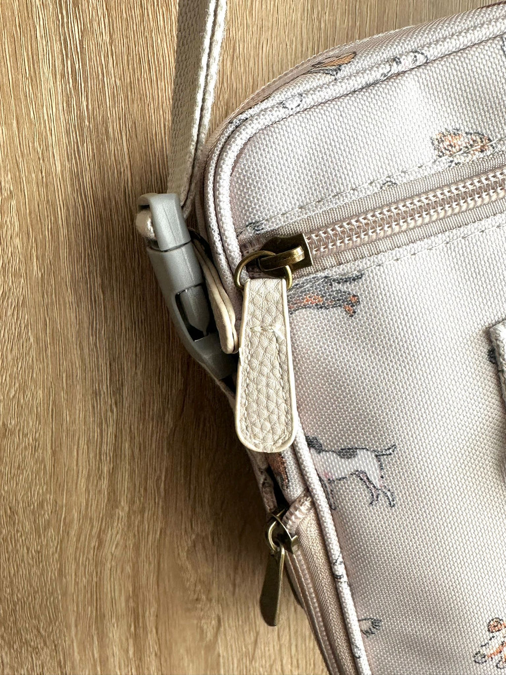 Dog Walking Accessory Bag (Doggy Day Care)